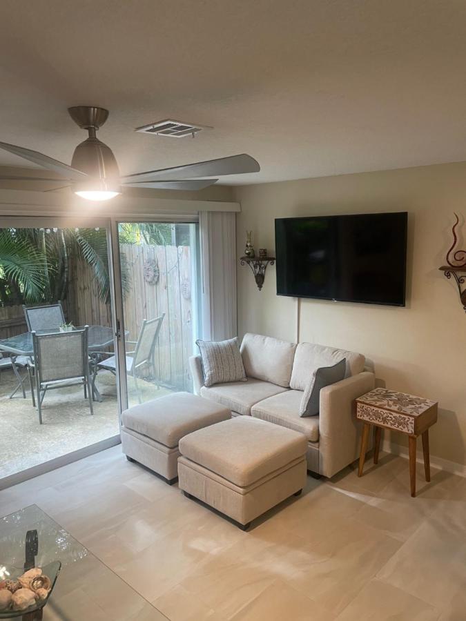 Coastal Townhome In Jupiter 1 Mile To Beach! ภายนอก รูปภาพ